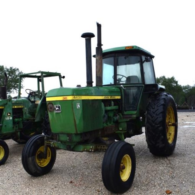 JOHN DEERE 4430
