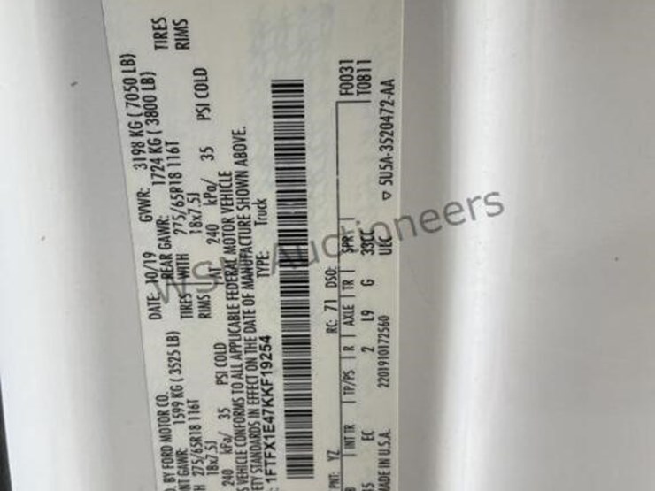 2019-ford-f150-image-15