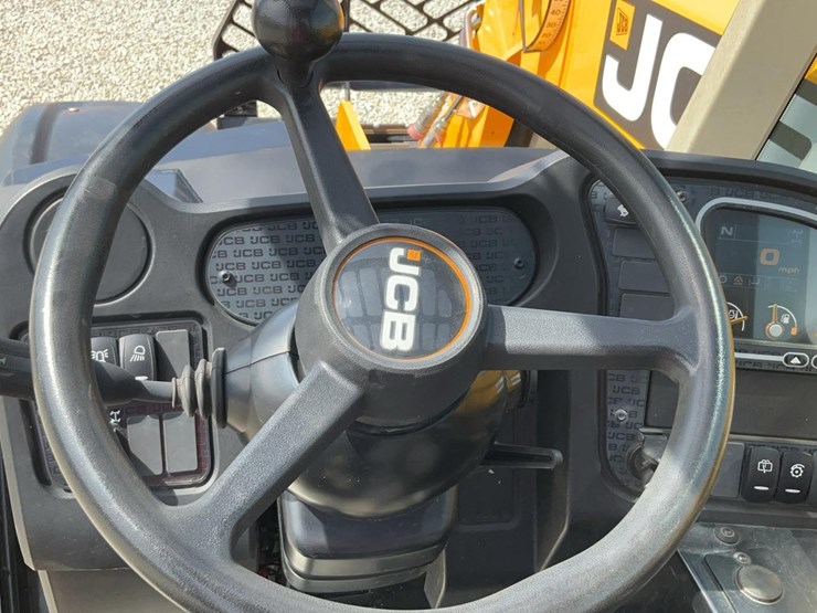 2023-jcb-505-20-image-47