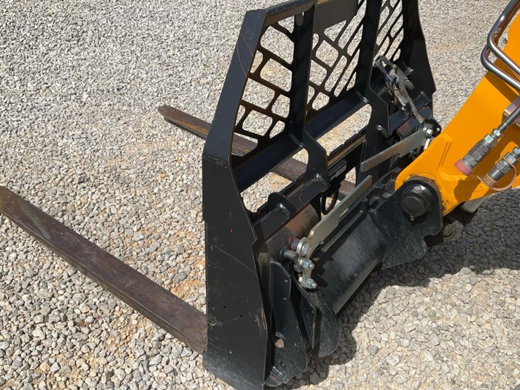 2023-jcb-505-20-image-36