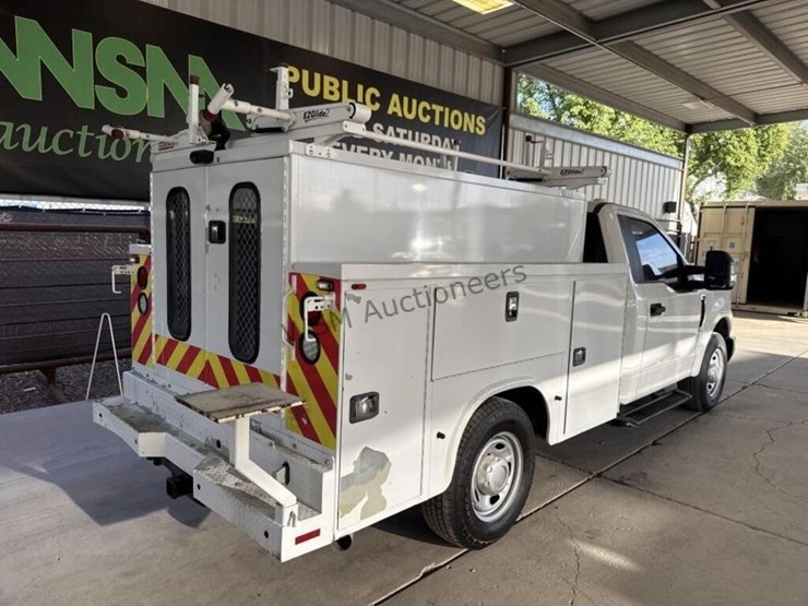 2019-ford-f250-image-8