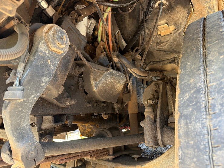 2003-caterpillar-c7-image-9