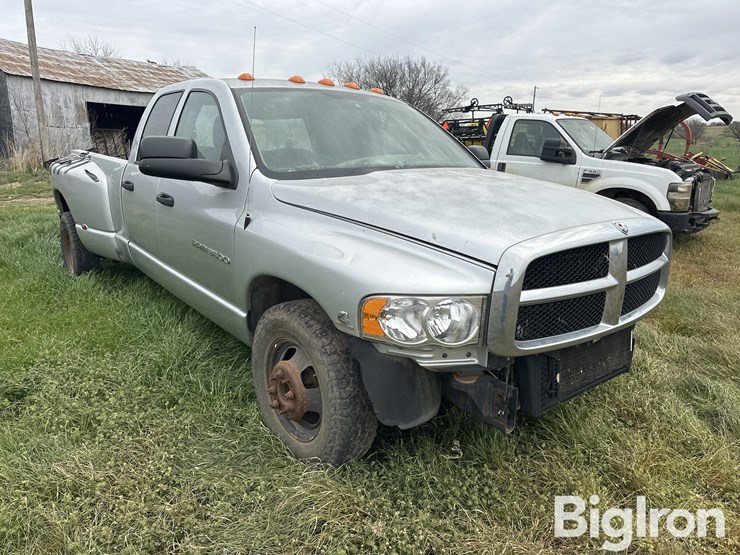 2003-dodge-ram-3500-image-3