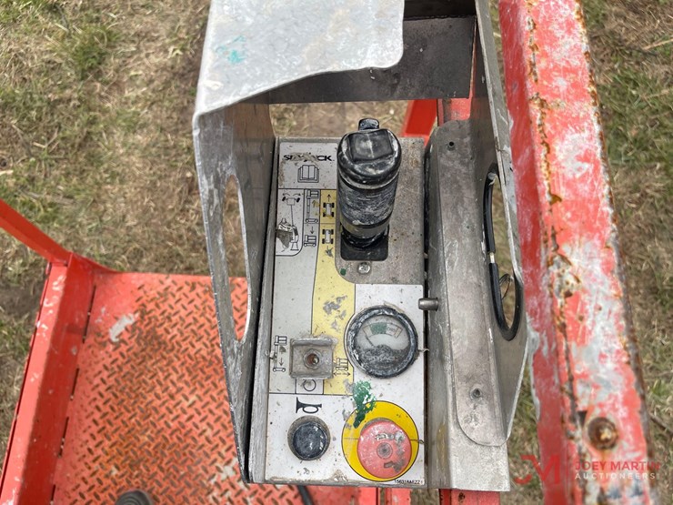 2017-skyjack-sj12-image-9