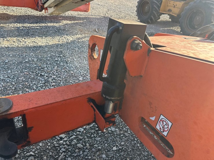 2007-jlg-400s-image-24