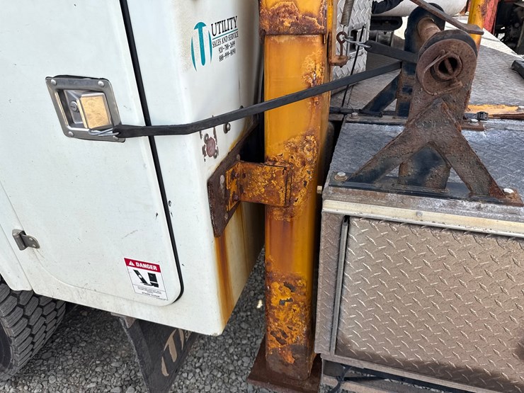 international-4400-sba-image-25