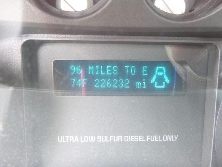 2015-ford-f450-image-30