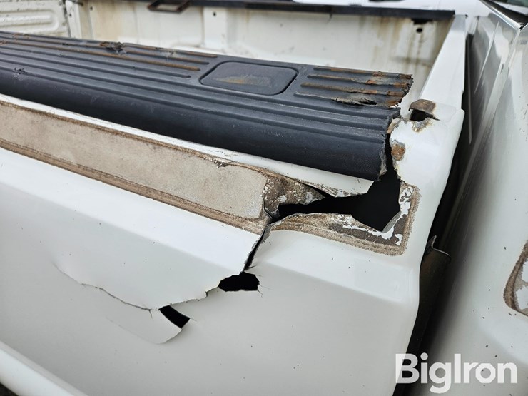 2012-ford-f250-xl-image-15