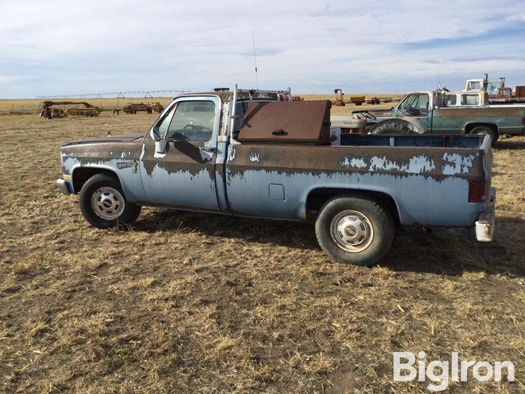 1985-chevrolet-custom-deluxe-image-8