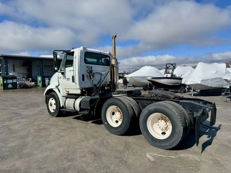 2004-international-8600-image-10