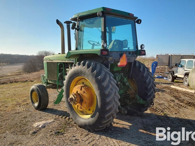 1981-john-deere-4440-image-7