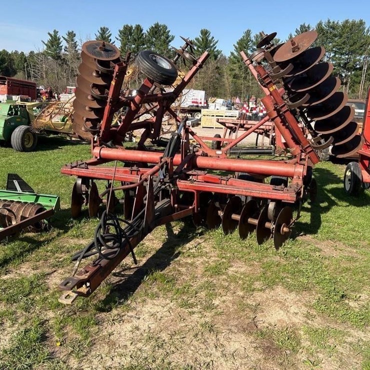 White 21' Field Disc