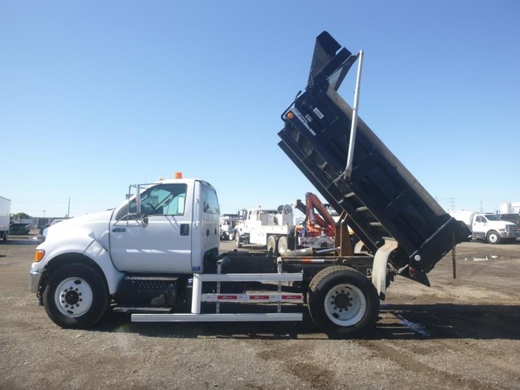 2015-ford-f750-image-7