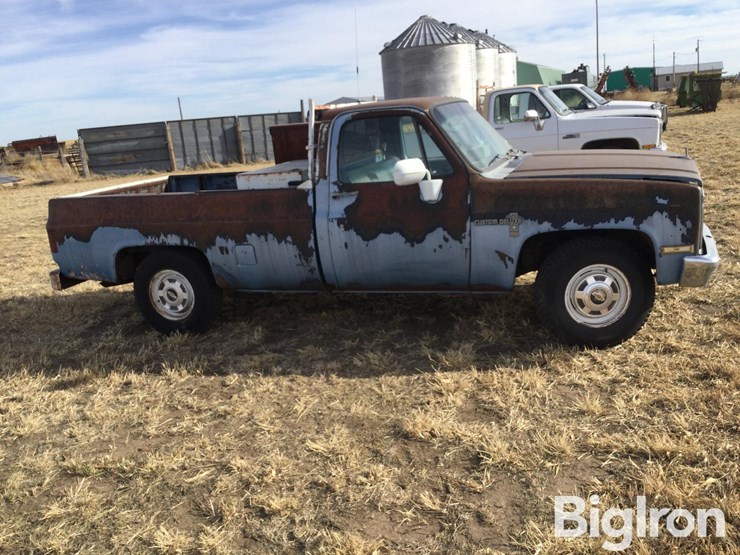 1985-chevrolet-custom-deluxe-image-4