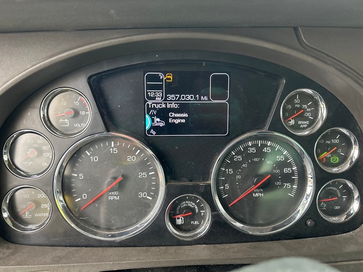 2019-kenworth-t880-image-70