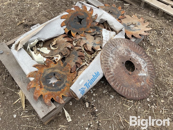 john-deere-16-image-1