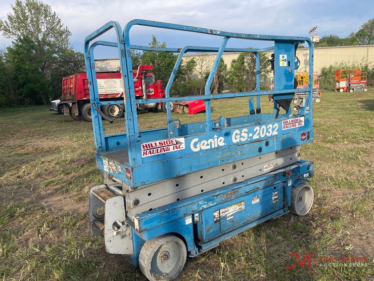 2003-genie-gs2032-image-3