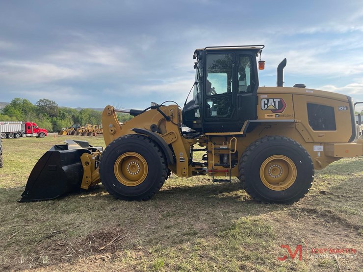 2026-caterpillar-926-image-6