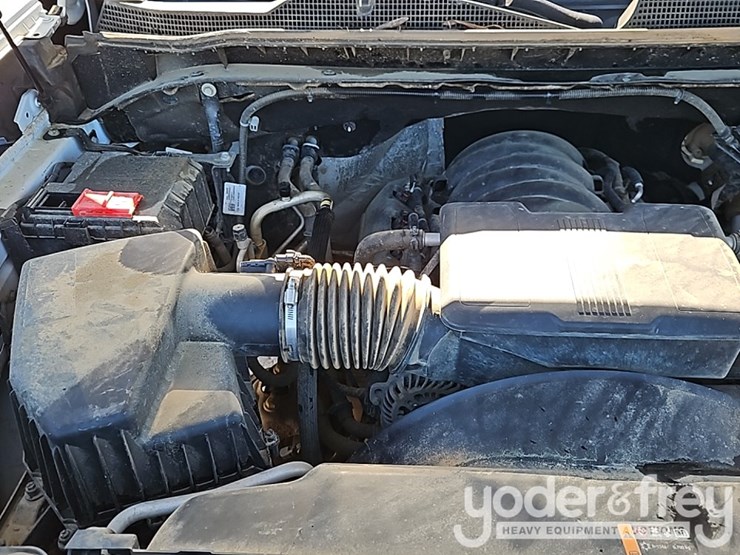 2022-chevrolet-2500hd-image-16