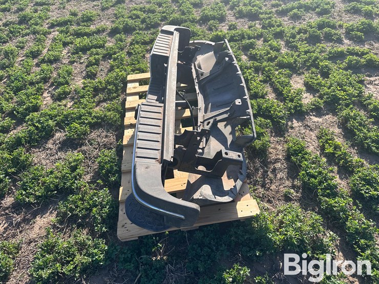 2015-chevrolet-2500-image-6