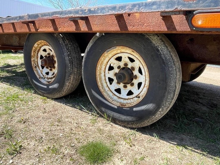 90"x26'+3'-tandem-axle-deck-over-trailer-image-4