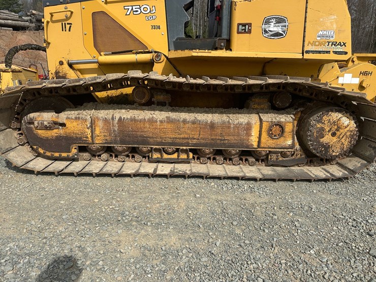 2006-deere-750j-lgp-image-73