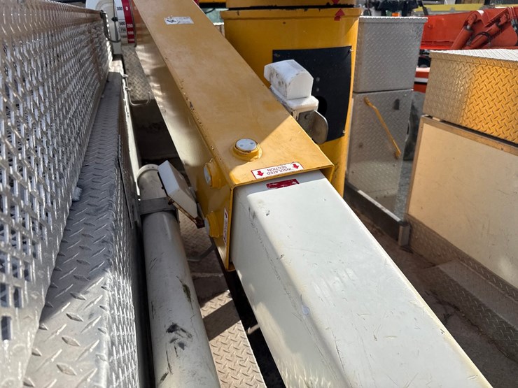 international-4400-sba-image-34