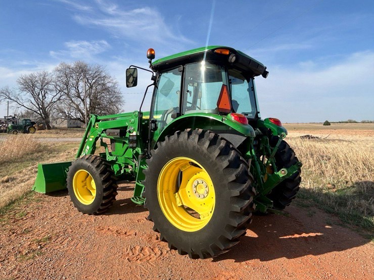 john-deere-6115d-image-11