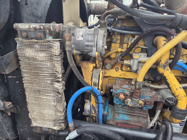 1995-peterbilt-357-image-67