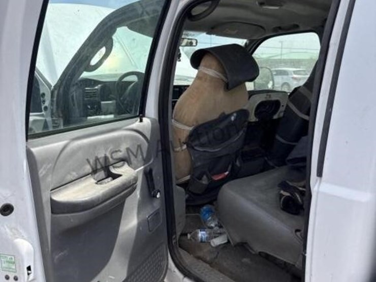 2003-ford-f350-image-26