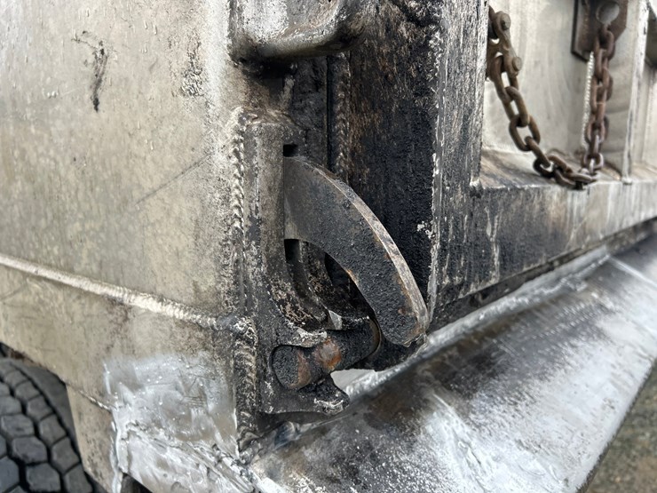 2019-kenworth-t880-image-19