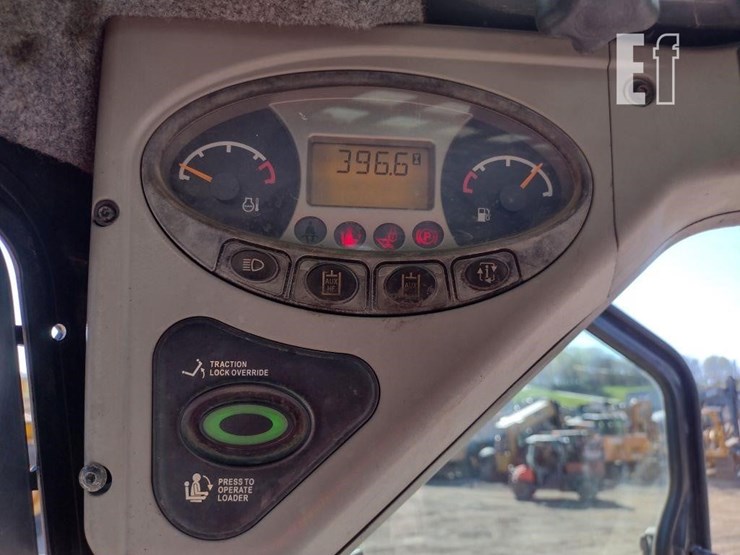 2010-bobcat-t190-image-7