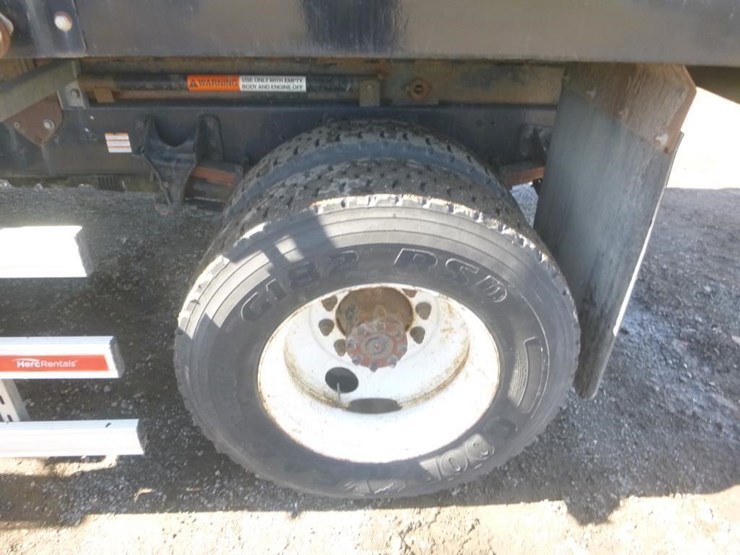 2015-ford-f750-image-24