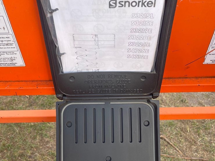 2017-snorkel-s4732e-image-10