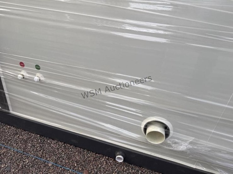 mobile-toilet-unit-image-3