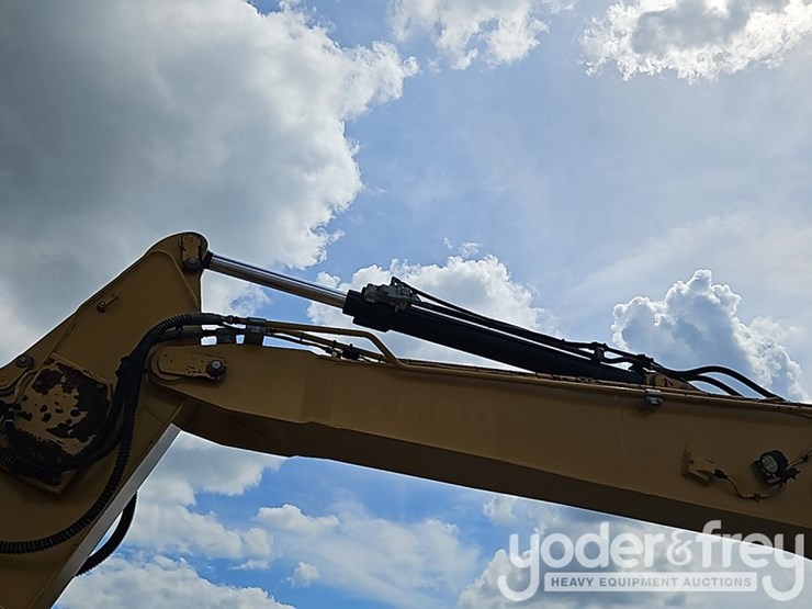 2021-caterpillar-313-image-19