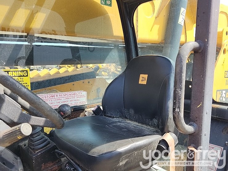 2016-jcb-510-56-image-27