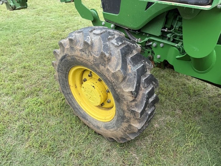 2021-john-deere-5075e-image-9
