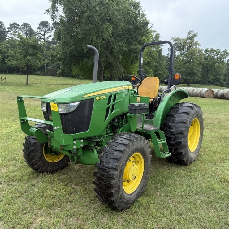 2020 JOHN DEERE 5075E