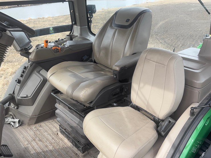 2022-john-deere-9rt-570-image-18