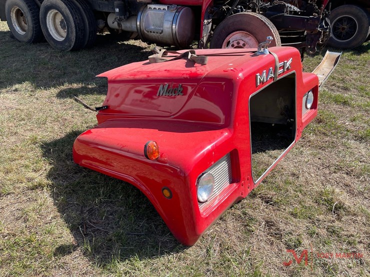 1992-mack-rb690s-image-22