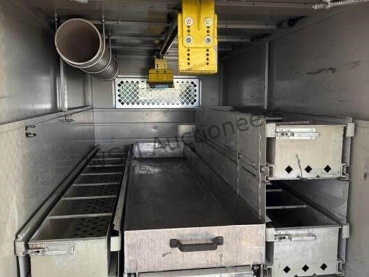 2019-ford-f250-image-11