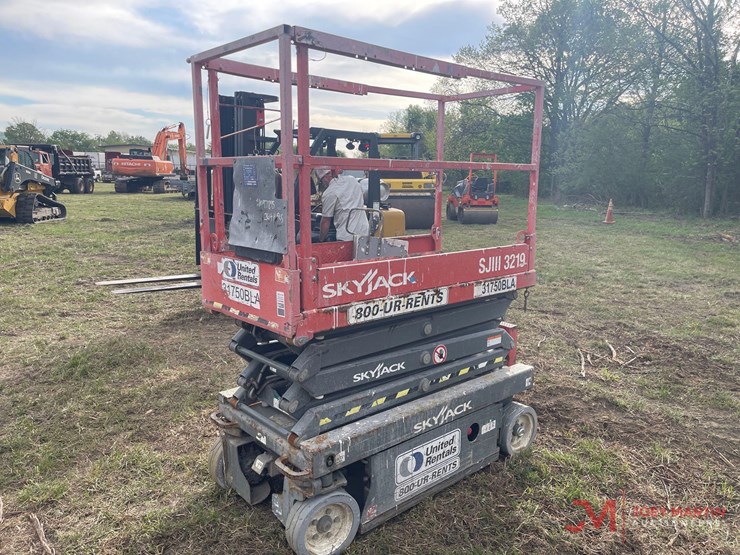 2016-skyjack-sjiii3219-image-6