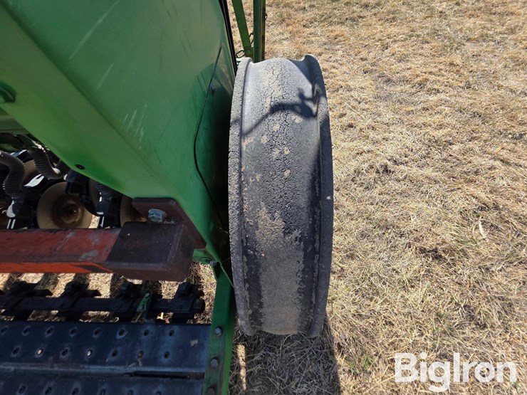 john-deere-8200-image-13