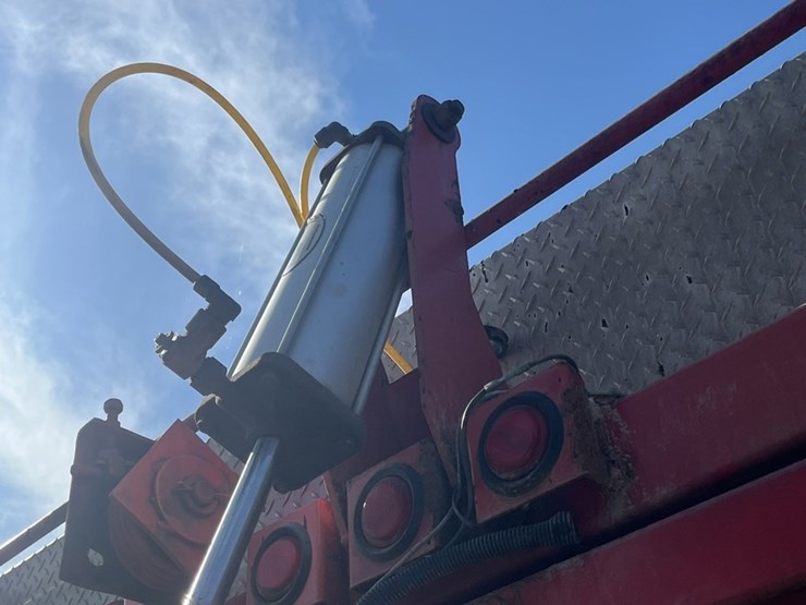 #1704-•-2006-abs-rc5-live-bottom-trailer-image-37