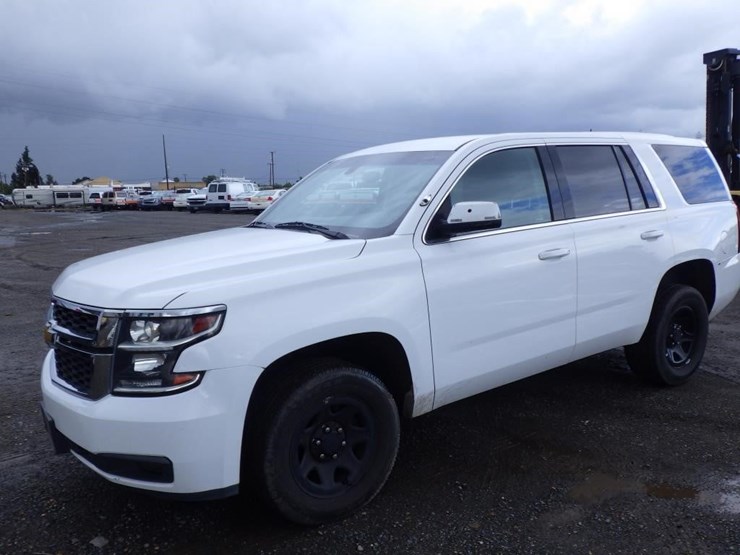 2019-chevrolet-tahoe-image-1