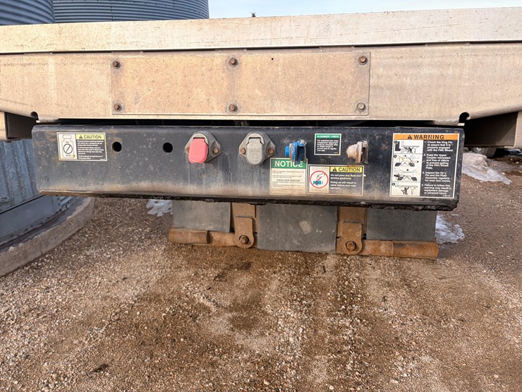 2022-muv-all-5370hdg-image-4