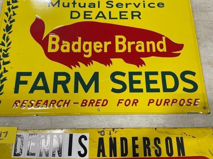 badger-brand-farm-seeds-metal-sign-image-3