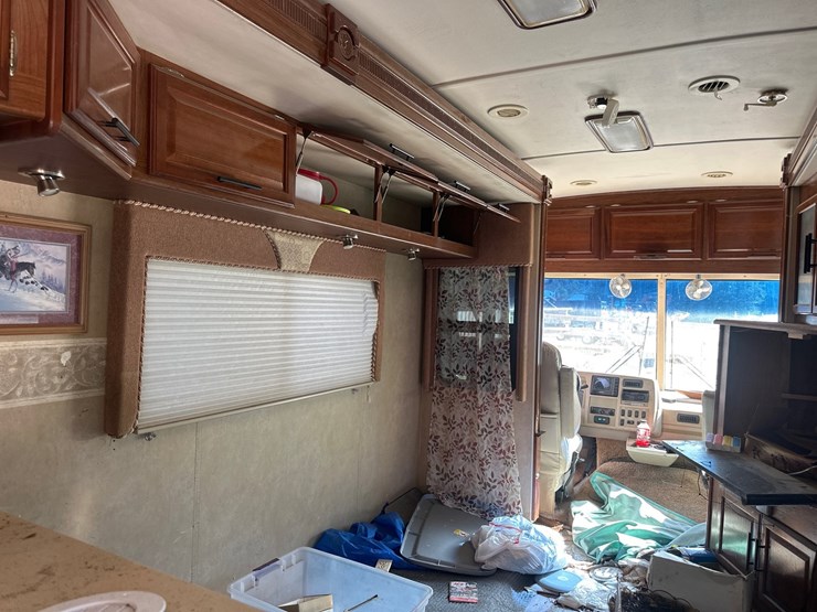 2006-workhorse-w24-image-13