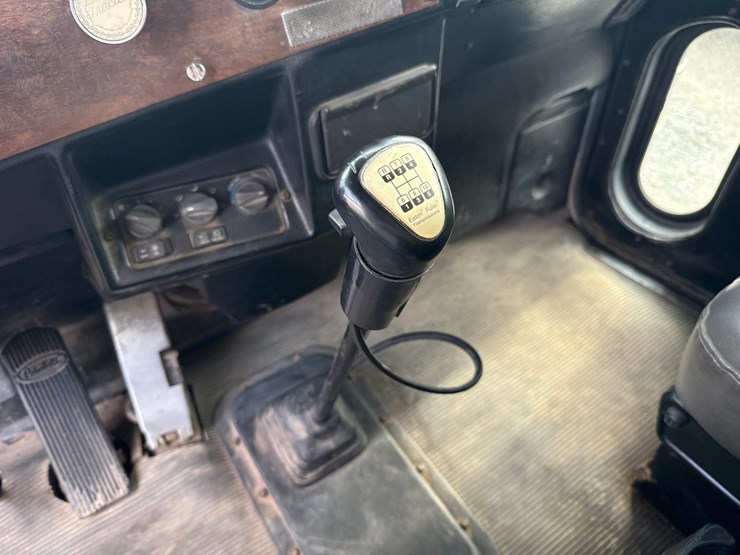 1999-caterpillar-c12-image-54